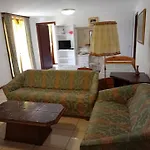 Avec Jardin Prive A 100mt Du Apartament