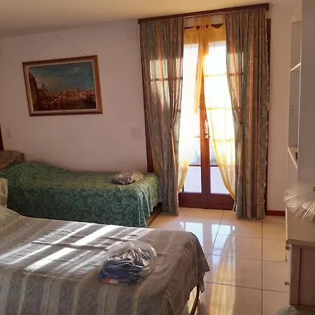 Avec Jardin Prive A 100mt Du Apartment