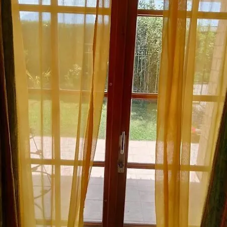 Apartament Avec Jardin Prive A 100mt Du *