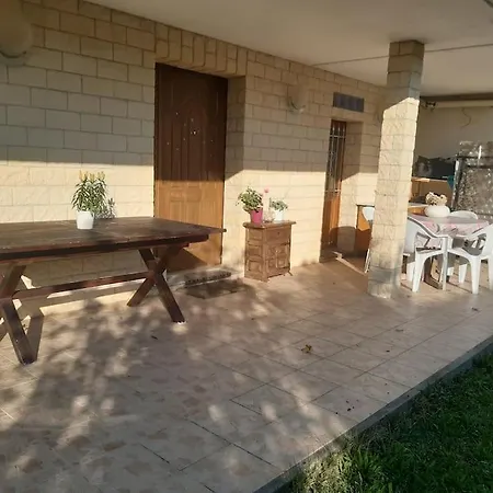 Apartment Avec Jardin Prive A 100mt Du Montreux