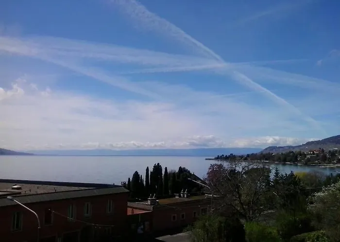 Avec Jardin Prive A 100mt Du Apartment Montreux