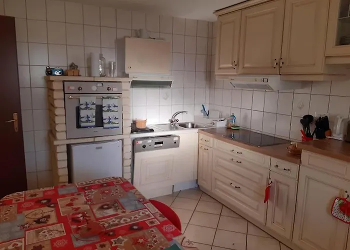 Avec Jardin Prive A 100mt Du Apartament Montreux