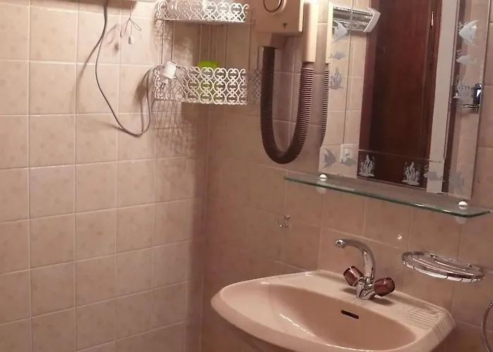 Apartment Avec Jardin Prive A 100mt Du *