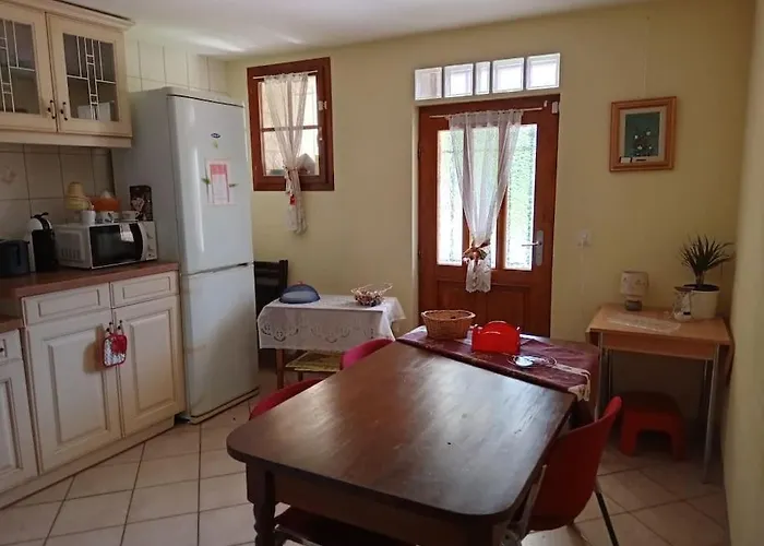 Avec Jardin Prive A 100mt Du Apartament Montreux