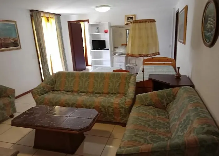 Avec Jardin Prive A 100mt Du Apartament