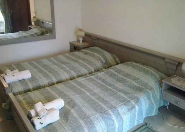 Avec Jardin Prive A 100mt Du * Montreux