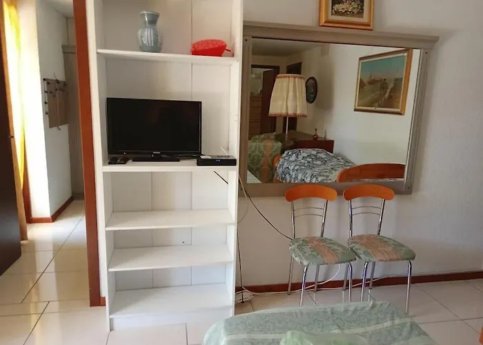 Apartment Avec Jardin Prive A 100mt Du Montreux