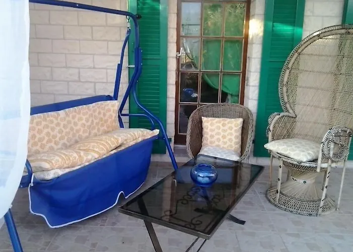 Avec Jardin Prive A 100mt Du Apartament *